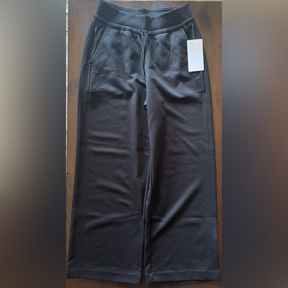 NWOT Athleta Allure High Rise Pants